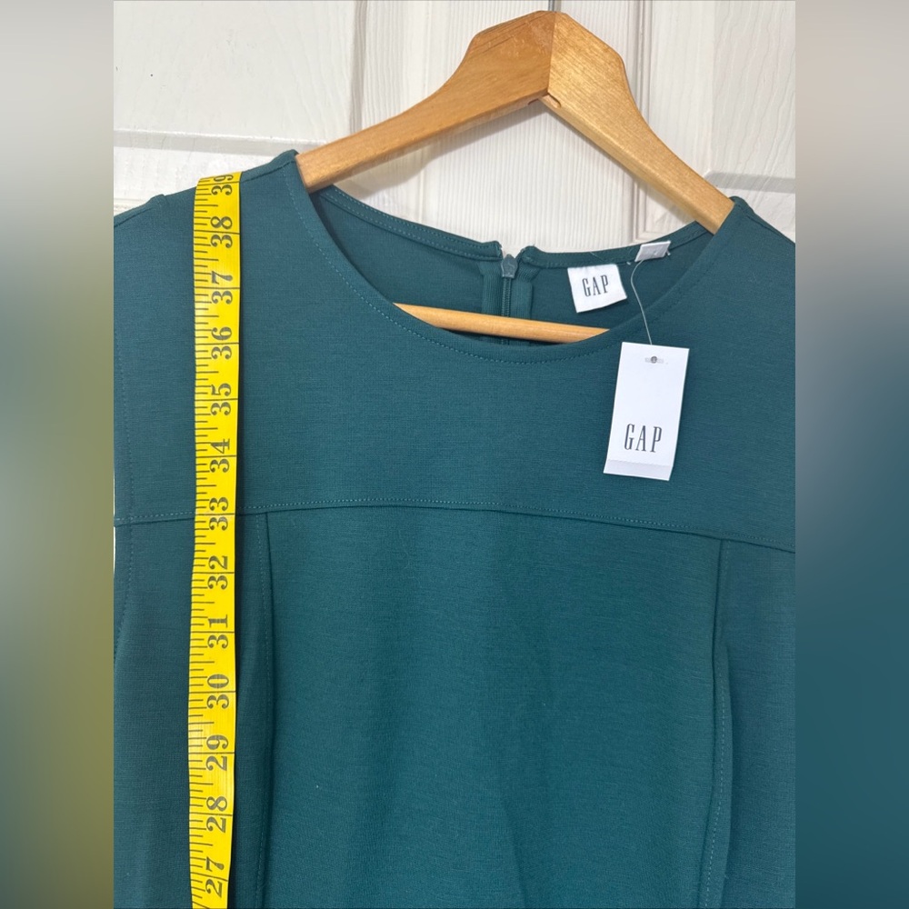 NWT GAP Women’s Green Holiday Dress Size 14 Tall Ruffle Hem Dress - Picture 8 of 8